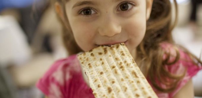 Passover thornhill how-to eating matzah seder