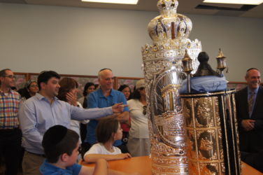 new sefer torah at bnei israel minyan thornhill